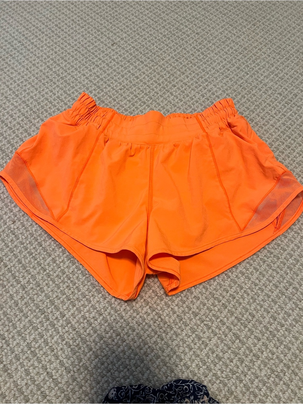 Lululemon bright orange 2 inch size 2 reg no tag.
